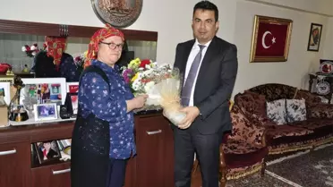 Meslektaşlarından şehit Aybüke öğretmenin ailesine ziyaret