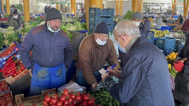 Kılıçdaroğlu'nun pazar alışverişinde en çok duyduğu cümle 'Bizi kurtarın!'