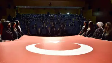 Gümüşhane'de 24 Kasım Öğretmenler Günü kutlanıyor