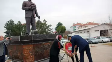 Sivas'ta Öğretmenler Günü kutlandı