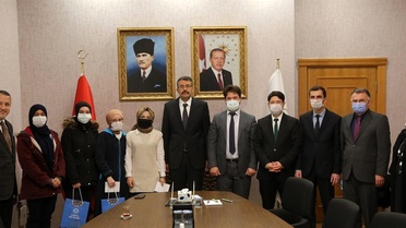 Vali Ali Çelik, 'Göç ve Çocuk' yarışmasında dereceye giren öğrencileri tebrik etti