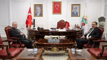 BAŞKAN DEMİRTAŞ BELEDİYE BAŞKANLARINI SIRASIYLA MAKAMINDA AĞIRLADI
