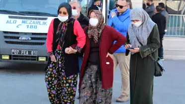 Son dakika haberleri! Katledilen kızının cenazesini alan anne güçlükle ayakta durabildi