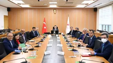 ADÜ Rektörü Aldemir Tarım Bakanı Pakdemir ile görüştü