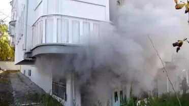 Son dakika haberleri... Tekstil atölyesindeki yangın paniği