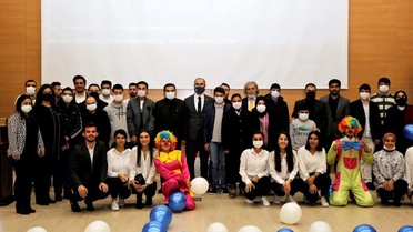 Üniversitesi öğrencilerinden engelliler gününe özel şenlik