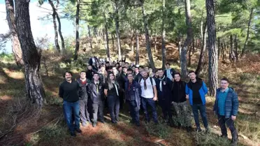Altıeylül'lü gençler doğa yürüyüşü düzenledi