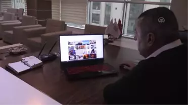Malatya Ticaret Borsası Başkanı Özcan, AA'nın 'Yılın Fotoğrafları' oylamasına katıldı