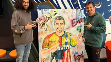 Sanatçı Ersan Kay, Emre Belözoğlu ve Miralem Pjanic'i resmetti