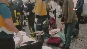 Denizli'de midibüs devrildi... Kazada 3'ü ağır 12 kişi yaralandı