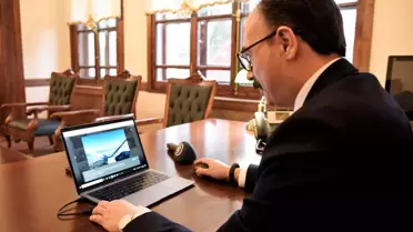 Bilecik Valisi Kızılkaya, AA'nın 'Yılın Fotoğrafları' oylamasına katıldı