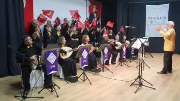 Ekonomik sıkıntı içindeki Ayvalıklı ailelere bir destek Ayvalık Müzik Derneği'nden geldi