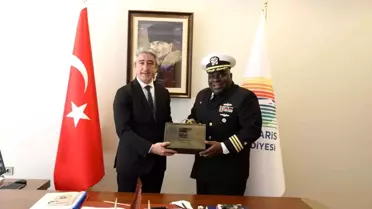 Son dakika gündem: ABD'li askeri gemi komutanından Marmaris Belediye Başkanı Oktay'a ziyaret
