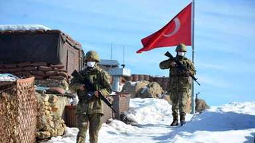 Mehmetçik sınırda ailesiyle görüşerek yeni yıla girdi