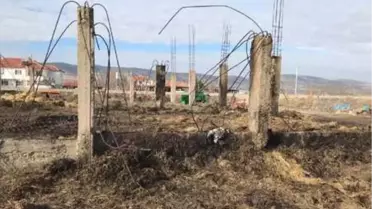 SEVGİLİSİNİN BABASINA KIZIP, SAMAN BALYALARINI YAKTI