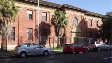 CAPE TOWN - Güney Afrika Parlamentosu'daki yangının şüphelisi hakim karşısında