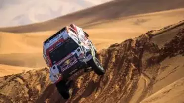 Dakar Rallisi'ne Nasser Al-Attiyah damga vurmaya devam ediyor