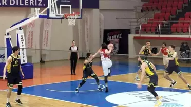 Samsun Basketbol Akademi: 72-Fenerbahçe Koleji: 97