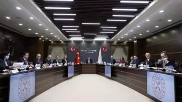 Son dakika haberi: Hazine ve Maliye Bakanı Nebati TÜSİAD heyetiyle bir araya geldi