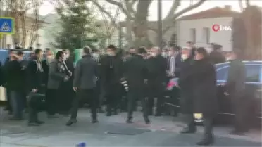 Cumhurbaşkanı Erdoğan, Çengelköy'de vatandaşlarla sohbet etti