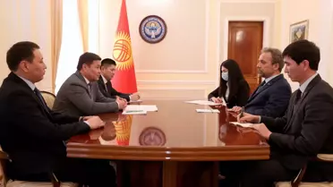 Kırgızistan Meclis Başkanı Mamıtov, TÜRKPA Genel Sekreteri Er'i kabul etti