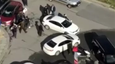 Önce tartıştı sonra motosiklete çarpıp böyle kaçtı