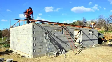 Manavgat Belediyesi'nden yangınzedelere 430 ahır