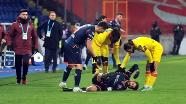 Yakışmadı Emre Çolak! Sağlık çalışanına yaptığı hareket tepki topladı