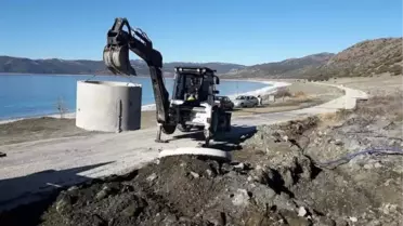 Doğal sit alanı olan Salda Gölü kumsalına bu kez de su kuyusu açıldı!