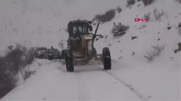 GÜMÜŞHANE'DE KARDAN KAPALI YOLLAR AÇILIYOR