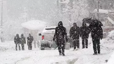 Kar yağışı etkisini sürdürüyor! Meteoroloji'den 24 il için turuncu, 9 il için ise sarı kodlu uyarı