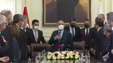 Abdulhamit Gül: 'Her makam geçici, asıl olan milletimizin kalbinde yer etmek'