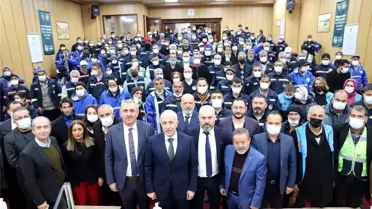 Akdeniz Belediyesi'nde en düşük işçi maaşı 5 bin 214 liraya çıkartıldı