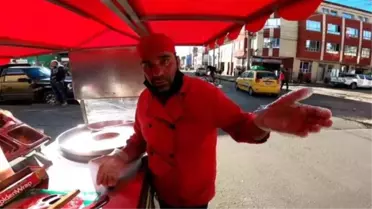 Elazığlı döner ustasının hayatı Kolombiya'da değişti! 'Tako Rako Riko' sloganıyla ülke ülke geziyor