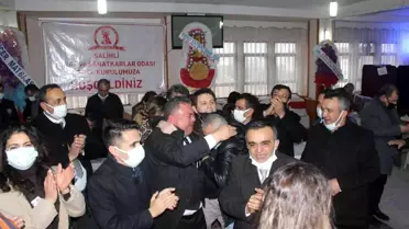 6 oy farkla başkan seçildi, gözyaşlarına hakim olamadı