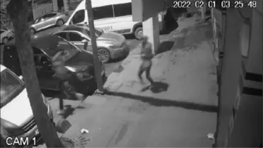 BAĞCILAR'DA SAYAÇLARI ÇALINAN İŞ YERİNİ SU BASTI, BEYAZ EŞYALAR ZARAR GÖRDÜ