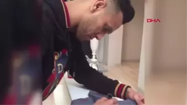 SPOR Beşiktaşlı Josef de Souza'dan sağ ayağını kaybeden Eren'e imzalı forma