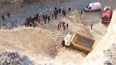 Hafriyat boşaltırken uçuruma yuvarlanan kamyonun sürücüsü hayatını kaybetti