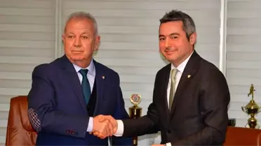 Bursaspor'un tek başkan adayı Ömer Furkan Banaz oldu