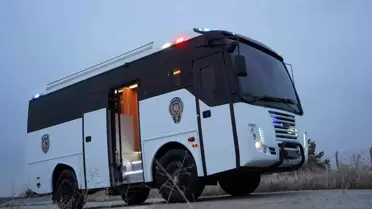 Mobil kriminal inceleme aracı 'Kıraç' İzmir'e teslim edildi