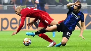 Hakan'ın başarılı performansı kazanmaya yetmedi! Şampiyonlar Ligi'nde Liverpool, Inter'i son 15 dakikada yendi