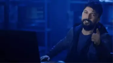 Tarkan'ın gündem olan yeni şarkısı Geççek, kısa sürede YouTube'da trend listesinin zirvesine tırmandı