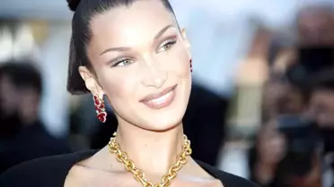 Bella Hadid'ten Hindistan'daki başörtü yasağına tepki: 'Kadınlara ne giyeceklerini söylemek sizin işiniz değil'