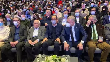 'Kitap fuarları düşüncenin, duygunun, okuyucunun bir araya geldiği çok güzel panayırlardır'