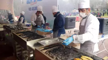 Kağıthaneliler kışın tadını balık ekmek ile çıkardı