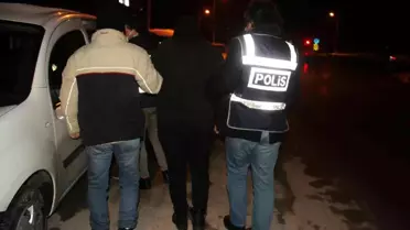 İnşaattan hırsızlık yaptıkları iddiasıyla 3 zanlı tutuklandı