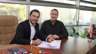 'Türkiye Güreş Federasyonu, Nike'la sponsorluk anlaşması imzaladı' haberimizi kaynağından 'Türkiye Güreş Federasyonu, Dalkılıç Spor'la sponsorluk...