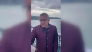 TDP'liler, 15 Temmuz Şehitler Köprüsü'ne 'Savaşa Hayır' pankartı astı