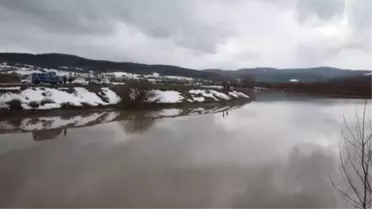 2 gündür kayıp gencin cesedi gölet kapağında bulundu