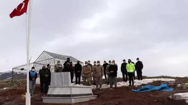 Şehit Erseçen mezarı başında anıldı